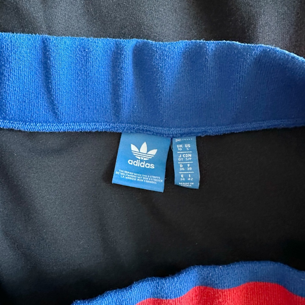 Adidas Cream Hoodie and Black Pants Set - Picture 9 of 16